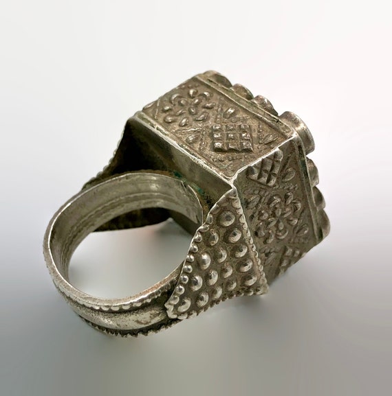 Old silver sale rings