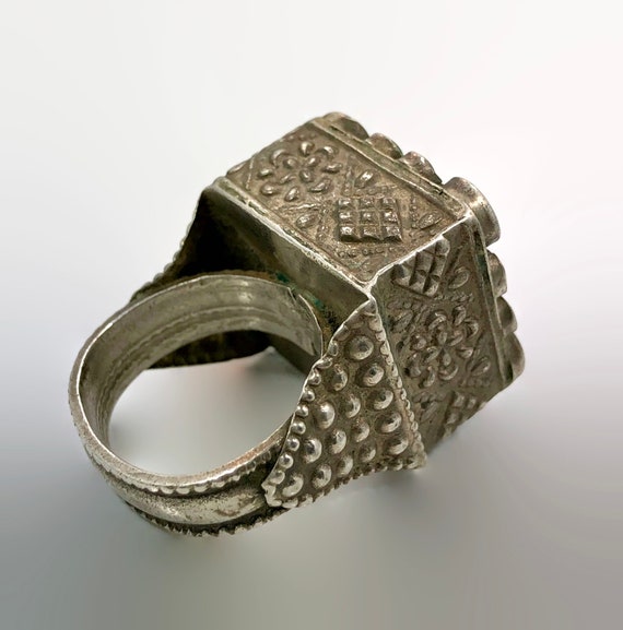 Old Silver Ring, Pakistan, Vintage Ring, Size 7, … - image 4