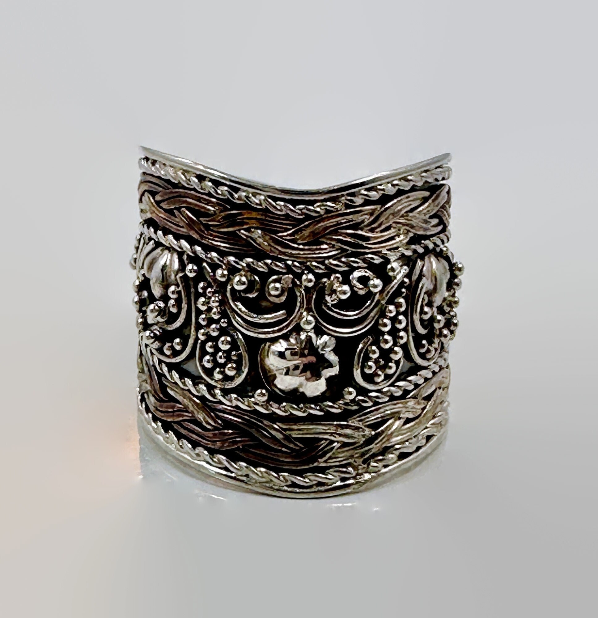 鷹の意志】 Vintage Silver 925 刻印 リング 18号 民族