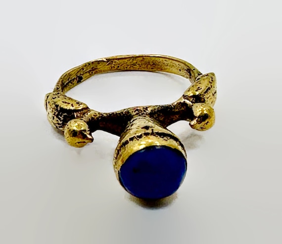 Vintage Kuchi Bird Ring, Lapis Stone, Brass, Midd… - image 3