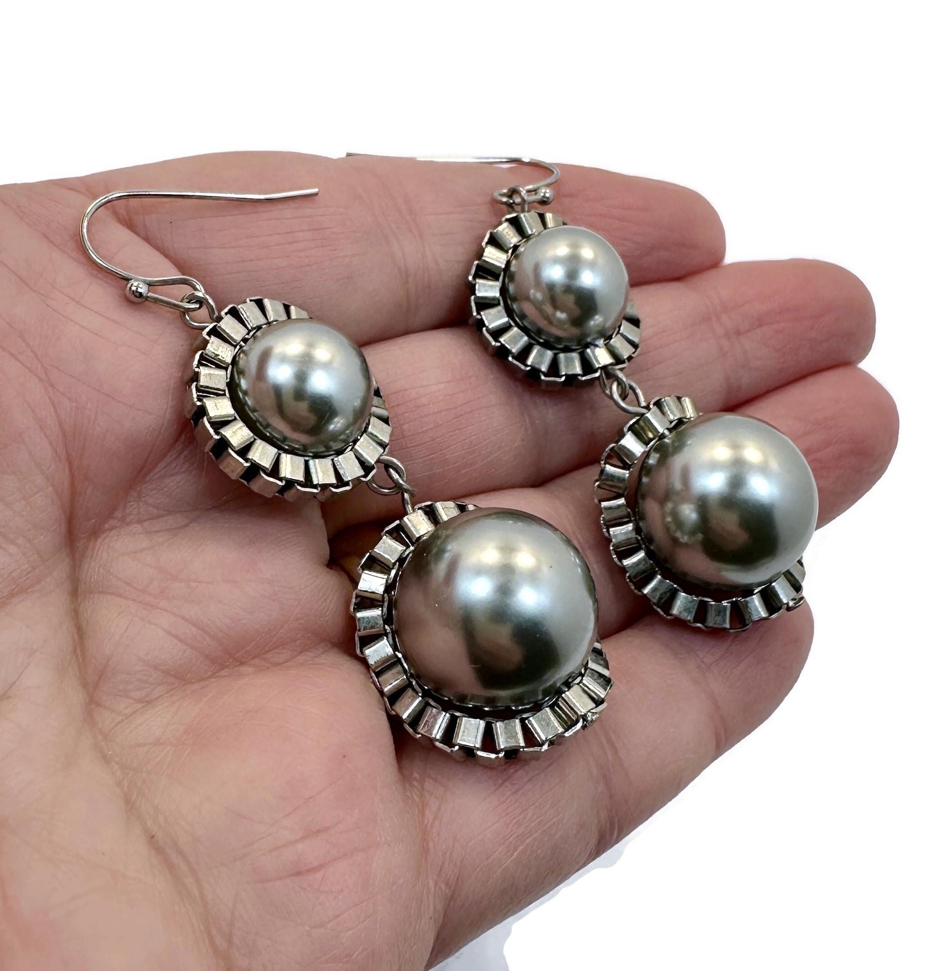 ヴィンテージシルバートーンのボールドロップイヤリング：1980年代の