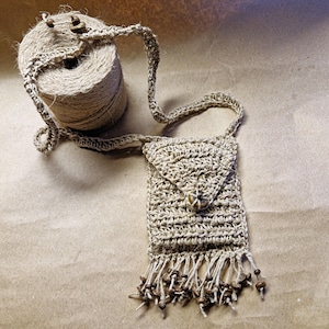 Collier sac amulette pour plante, carte banque, lithothérapie  Ethnique recyclé en corde jute et chanvre de style bohème fait main