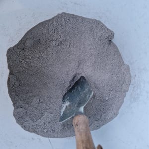 Zweimal gesiebte Holzasche, Essenz von Hasel, Birke, ökologischer Apfelbaum