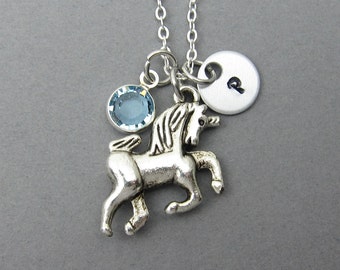 Collar de unicornio: inicial estampada a mano, piedra de nacimiento personalizada, nombre personalizado