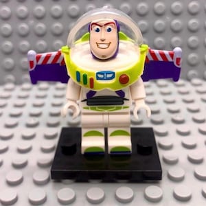 Buz lightyear minifigure