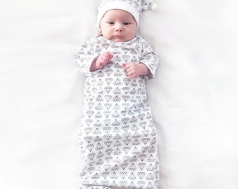Magnificent Baby Unisex-Baby Newborn Unisex Diamond Gown Magnificent Baby Unisex-Baby Newborn Unisex Diamond Gown