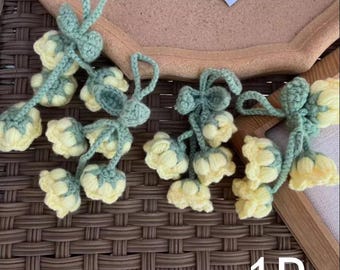Handmade Crochet Blumen Anhänger Keychain Tasche Auto-Schlüsselring Ornament Zubehör
