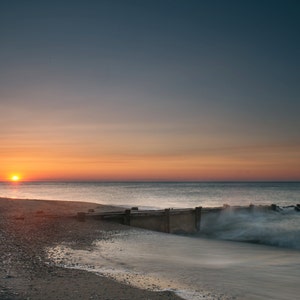 Lever du soleil au Break - océan Sunrise - Edisto Island lever du soleil, lever du soleil de l’océan, plage Sunrise