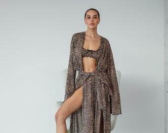 Cozy Leopard Home Outfit for Women: Stylish Top, Pants & Robe