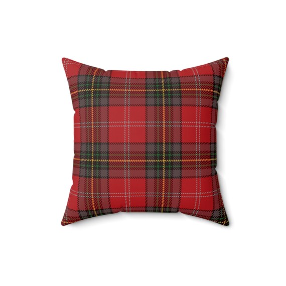 Red Plaid Throw Pillow: Festive Holiday Home Decor (16x16)