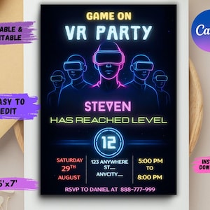 以下が含まれることがあります： VRパーティーのネオンテキストとグラフィックが描かれた黒い招待状。カードには「Game On VR Party」、「Steven Has Reached Level 12」というテキストとイベントの詳細が含まれています。カードのサイズは152.4cm x 213.36cmで、編集と印刷が可能です。