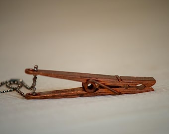 Vintage Signed Todd Oldham Copper Plated Bronze Clothespin Jewelry Pendant Necklace