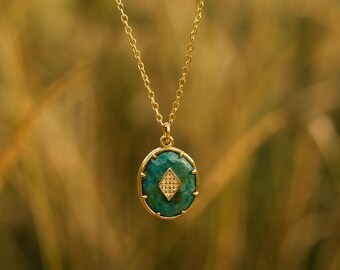 Emerald Spiritual Talisman Necklace – Gold Amulet Pendant, Energy Healing |  Divine Protection | Abundance | Heart Chakra