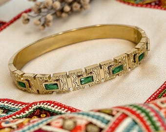 Oriental Green Stone Bangle Bracelet for Women Geometric Rhinestone Cuff Luxury Statement Jewelry Gift for Her Cuff Women's Bracelet