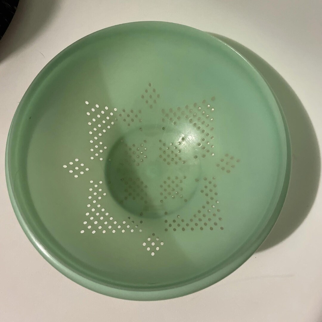 Tupperware Pattern Names Vintage Tupperware Star Pattern Footed Colander Strainer Jadeite Green ...