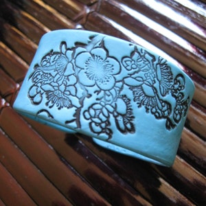 Bracelet Turquoise Blue, Asian Floral Design, Handmade Jewelry by theshagbag on Etsy, PLEASE READ DESCRIPTION image 2