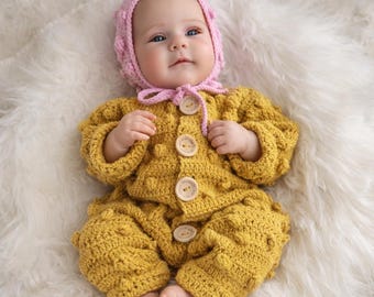 Crochet pattern jumpsuit PDF 0-12 months overall baby Neck crocheting romper newborn clothes,sleeper, snowsuit, suit, outerwear, plain, hood