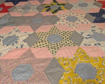 Antique Handmade 5 Point Star Patchwork Quilt. Hand Pieced and quilted. Full size with great fabric in soft colors.