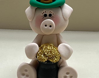 Pig with a pot of gold