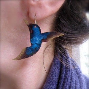 Hummingbird earrings, life sized hummingbird, hummingbird jewelry, bird lover gift, hummingbird attractor, artisan jewelry, bird jewelry, image 1