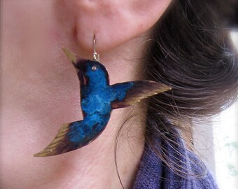 Hummingbird earrings, life sized hummingbird, hummingbird jewelry, bird lover gift, hummingbird attractor, artisan jewelry, bird jewelry,