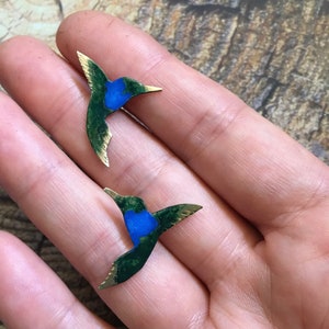 Humming bird earrings, bird earrings, hummingbird jewelry, memorial jewelry, mom jewelry, sister gift, bridesmaid jewelry, bird post earring image 1