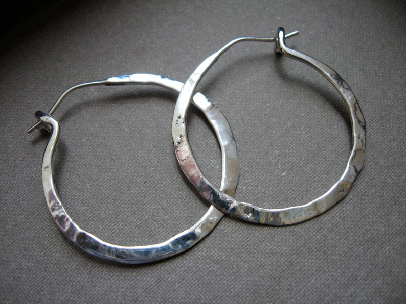 Simple light weight hoop in sterling silver image 1