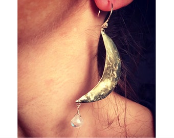 Crescent moon earrings,  moonstone earrings, moon earrings, moon jewelry moon stone jewelry, silver moon, moon gifts, moon phase, moon magic