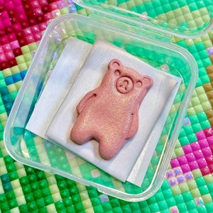 ThesStudios Scented Diamond Painting Putty Brown Regular Teddy Cookie. Wt 9-10g. Scent: Fresh Apple