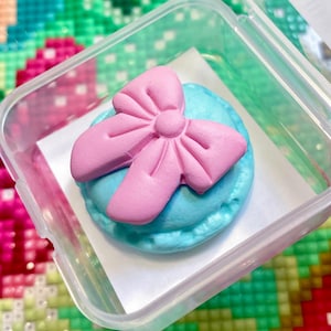 ThesStudios Scented Diamond Painting Putty Pastel Green Garden Teaparty Macaron. Wt 11-12g. Scent: Rose Petal