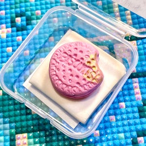 ThesStudios Scented Diamond Painting Putty Pink Not Your Typical Cookie. Wt 10-11g. Scent: Strawberry
