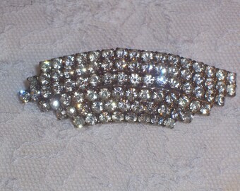 Vintage Rhinestone Brooch or Pin