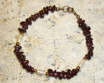 Handmade Garnet and Freshwater Pearl Bracelet