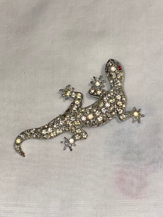 Vintage Rhinestone Lizard Brooch or Pin - image 3