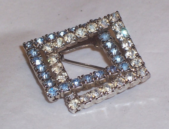 Vintage Rhinestone Pin in Blue and Crystal Estate… - image 1