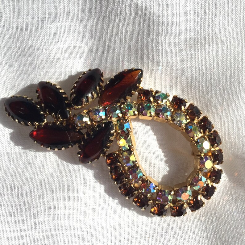 Vintage Brooch or Pin with Aurora Borealis Rhinestones