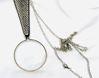 Vintage Look Magnifier on a 36 Inch Chain