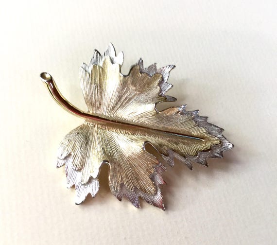 Vintage Two Tone Silver and Gold Leaf Brooch or Pin by Sarah  display picture 2