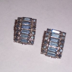 Vintage Earrings with Blue Rhinestones - Clip Ons