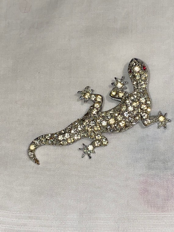 Vintage Rhinestone Lizard Brooch or Pin - image 6