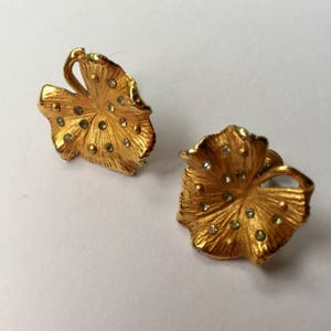 Vintage Screw Back Leaf Earrings with Rhinestones