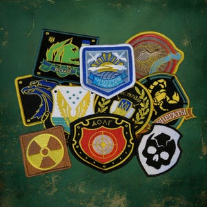 Gra wideo STALKER • Kompletny zestaw łatek frakcji • NOWOŚĆ • Wyprodukowano w USA