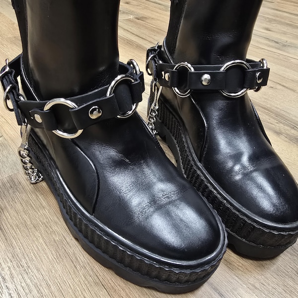 Leren laarsharnas: O-ringkettingriem, punk-gothische stijl