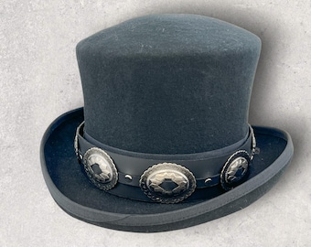 オーストラリア製のハンドクラフト ブラックレザー スラッシュ