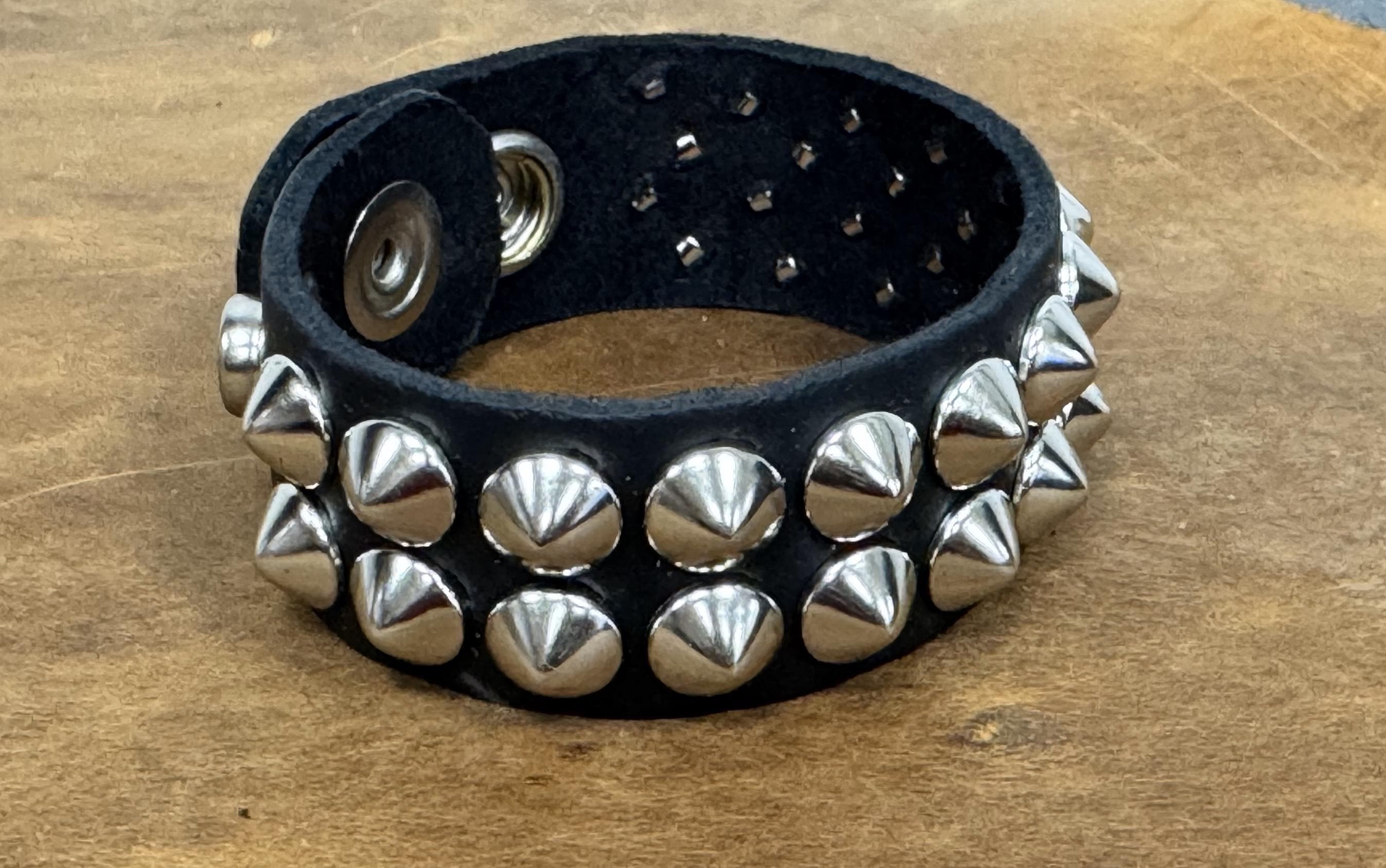 STUDSPIKELEATHER - Etsy