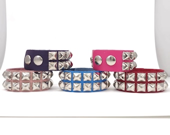 Pulsera de cuero italiano con tachuelas piramidales: estilo punk rock gótico, hecha a mano en EE. UU.