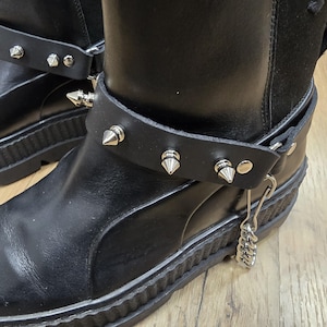 Spike D RIng Chain Leather Bootstrap Boot Harness Ring Chain Strap Shoe Strap Punk Goth Alternative Western