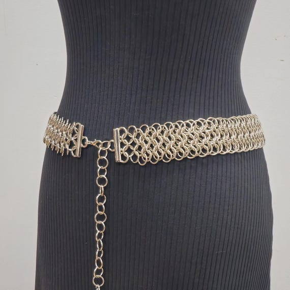 Body link O-ring Chain Belt Black O-Ring Drop Chain Belt | Hot Topic main image 3