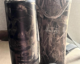 A very Classic Legendary Thermoskanne (Flasche) mit Mossy Oak Camouflage Muster und Pflege Etui