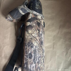 Termo Avery Classic Legendary (botella) con estampado de camuflaje Mossy Oak y estuche de cuidado imagen 4